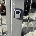 La Del Vecchio Gad Nyaraló Oulx
