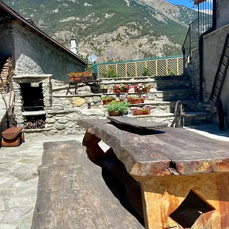 La Del Vecchio Gad Holiday home Oulx